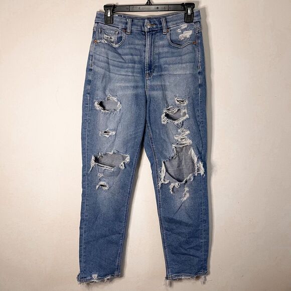 American Eagle Distressed Curvy Mom Jeans Size 4 - Picture 1 of 10